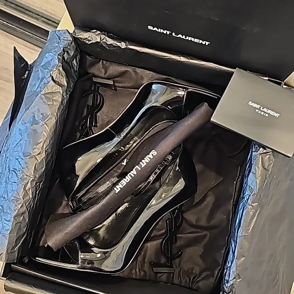 YSL Patent Heels - Picture 3 of 10